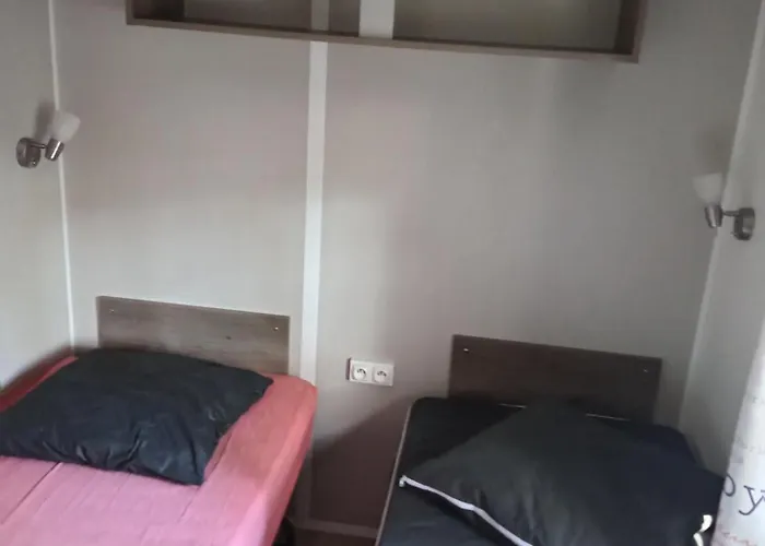 Chez Nini Et Pat Kamp alanı